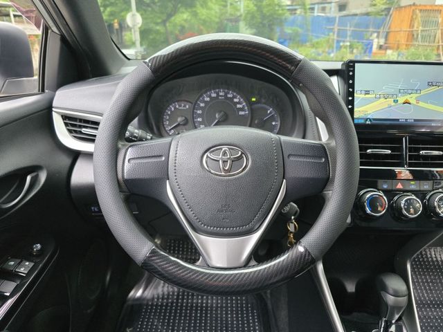 快立嚴選❱❱❱ⓎⒺⓈ認證車2019年型式【精裝版】星燦灰✴僅跑六萬七❏原鈑件❏安卓機❏導航❏倒顯❏日型燈❏四輪新❏可全貸  第12張相片
