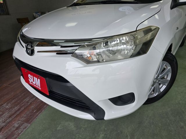 快立嚴選❱❱❱ⓎⒺⓈ認證車2014年【經典版】雪貂白♡里程保證❏全車原鈑件❏透氣皮椅❏鋁圈❏四輪新❏代步車首選❏可全額貸  第2張相片