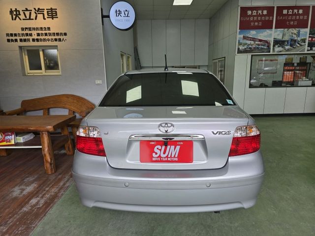快立嚴選❱❱❱ⓎⒺⓈ認證車2012年【精裝經典J版】極光銀✴僅跑八萬五❏全車原鈑件❏透氣皮椅❏車庫車❏內外如新❏可全額貸  第6張相片