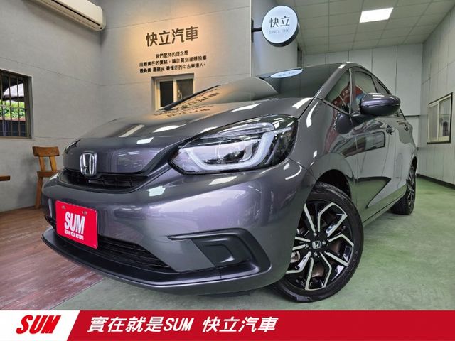 快立嚴選❱❱❱ⓎⒺⓈ認證車2023年9月領牌【汽油版】深鈦灰✴僅跑一萬❏原鈑件❏跟車❏六氣囊❏免鑰匙❏前後LED❏可全貸  第1張相片