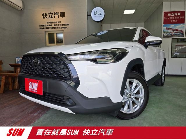 快立嚴選❱❱❱ⓎⒺⓈ認證車2023年型式【雙精裝豪華版】雪貂白✴僅跑三萬六❏原漆原鈑件❏導航❏全速域跟車❏四輪新❏可全貸  第1張相片