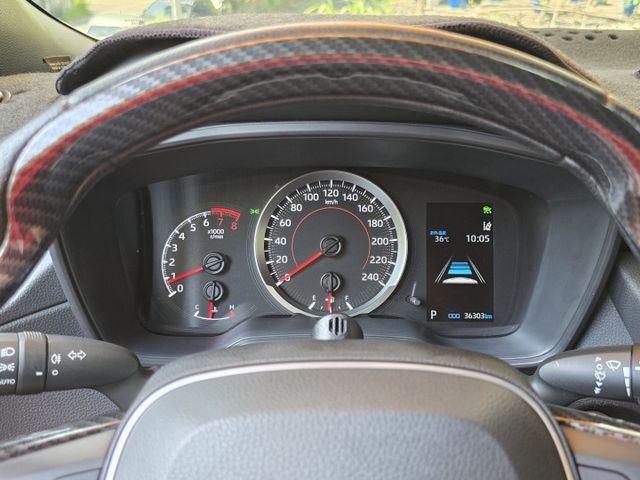 快立嚴選❱❱❱ⓎⒺⓈ認證車2023年型式【雙精裝豪華版】雪貂白✴僅跑三萬六❏原漆原鈑件❏導航❏全速域跟車❏四輪新❏可全貸  第9張相片