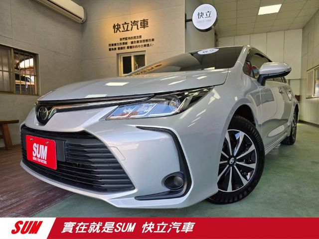 快立嚴選❱❱❱ⓎⒺⓈ認證車2021年【精裝經典版】極光銀✴僅跑兩萬二❏原鈑件❏安卓機❏跟車❏四輪新❏代步車首選❏可全額貸  第1張相片