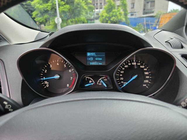快立嚴選❱❱❱ⓎⒺⓈ認證車2020年【特仕型】新世紀銀✴僅跑五萬❏原鈑件❏環景❏安卓機❏盲點❏全新胎❏原廠保養❏可全額貸  第10張相片