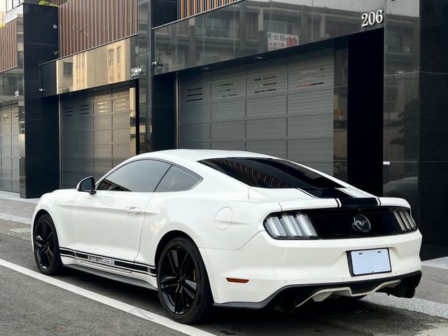 FORD MUSTANG 野馬 2.3  第2張相片