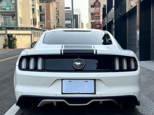 FORD MUSTANG 野馬 2.3  第4張相片