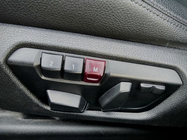 BMW 428i M版 原鈑件 免鑰摸門/天窗/M版方向盤/電動記憶座椅/電尾門/19吋輪圈/安卓機  第14張相片