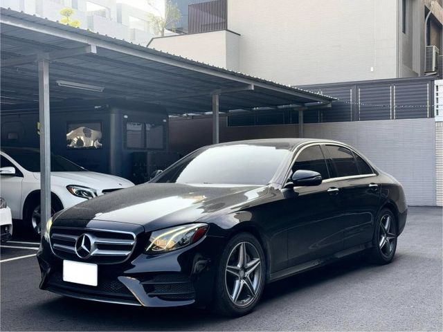 BENZ E300 AMG 免鑰匙啟動/摸門解鎖/柏林知音/盲點偵測/電熱椅/天窗/快撥換檔/雙區恆溫/氣氛燈  第1張相片