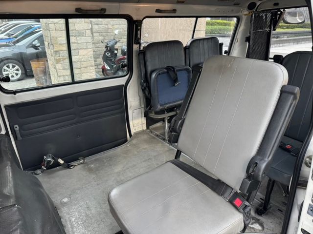 DELICA 得利卡 手排 福祉車 輪椅升降 復康巴士 車況好 無待修  第5張相片