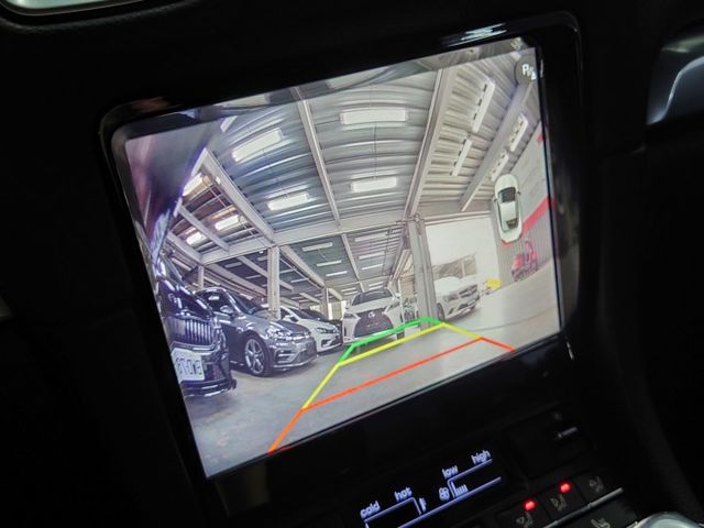 Porsche 981 boxster2.7 GT4外觀 安卓機 倒車顯影 閥門排氣 19吋 碳纖維空力件 客製卡鉗  第9張相片