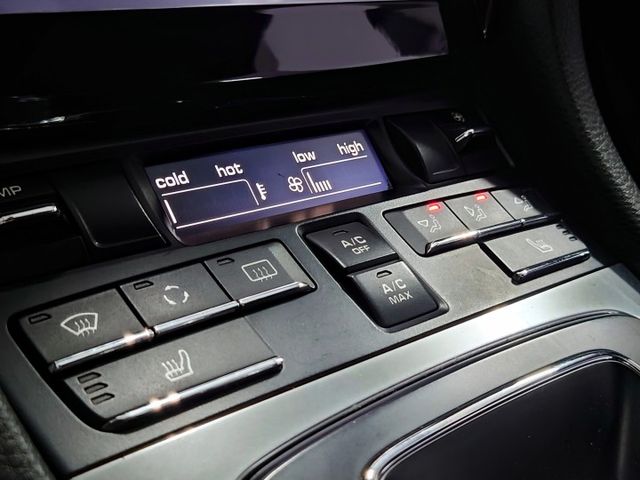 Porsche 981 boxster2.7 GT4外觀 安卓機 倒車顯影 閥門排氣 19吋 碳纖維空力件 客製卡鉗  第10張相片