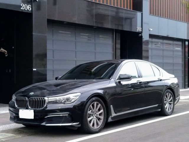 2016年式 BMW 730d  G11 柴油 低里程 原鈑件  第1張相片