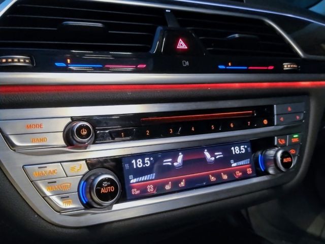 2016年式 BMW 730d  G11 柴油 低里程 原鈑件  第12張相片