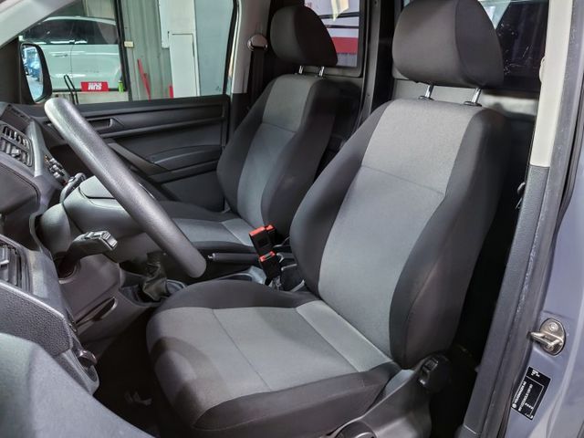 Caddy Van 1.2TSI 手排 2人座 原鈑件 低里程 CarPlay 定速 倒車顯影  第9張相片