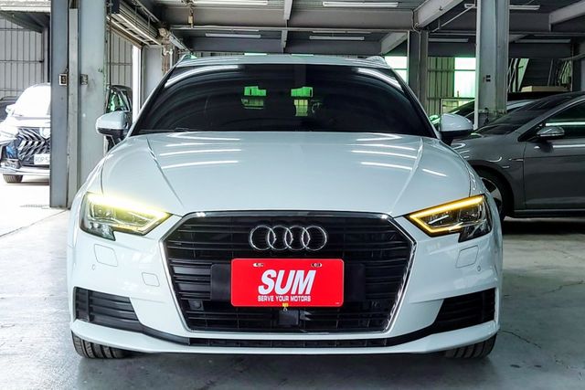 A3 35TFSI SportBack Premium 小改 高階 原鈑件 低里程  第3張相片