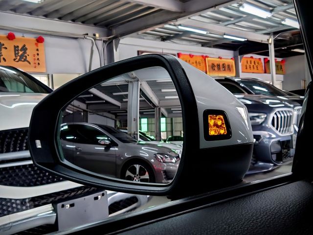 A3 35TFSI SportBack Premium 小改 高階 原鈑件 低里程  第5張相片