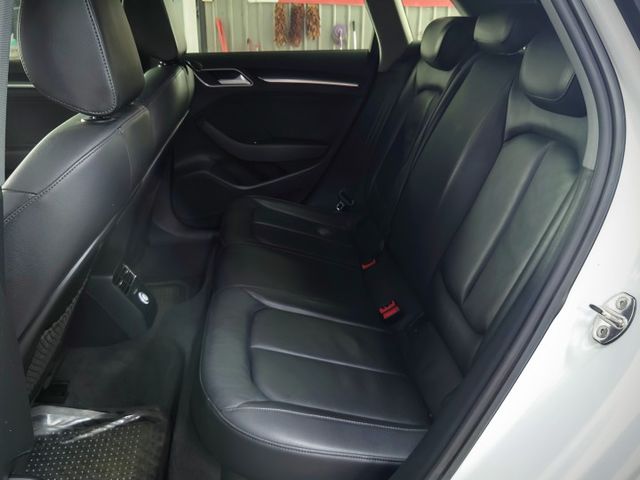 A3 35TFSI SportBack Premium 小改 高階 原鈑件 低里程  第9張相片