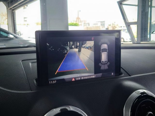 A3 35TFSI SportBack Premium 小改 高階 原鈑件 低里程  第11張相片