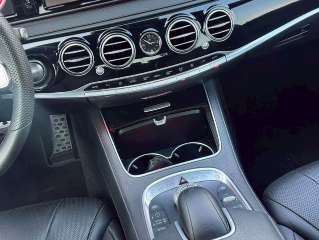 S350D 摸門 電吸門 免鑰匙啟動 換檔撥片 定速 倒車顯影 四座電動記憶椅 三區恆溫 20寸鋁圈 改63套件  第6張相片