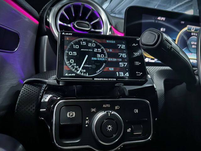 CLA45S 4MATIC 原鈑件 低里程 配備超滿 改裝約50萬  第11張相片