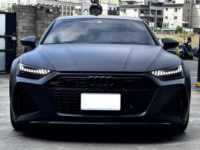 AUDI RS7 SportBack 原鈑件 實跑3萬km  第3張相片