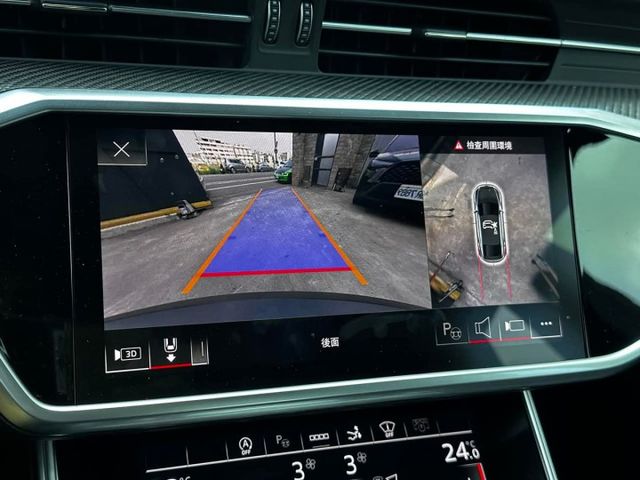 AUDI RS7 SportBack 原鈑件 實跑3萬km  第12張相片