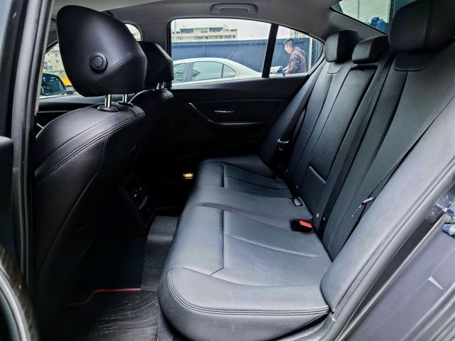 BMW 320D 原鈑件 無待修 歡迎賞車議價  第9張相片