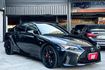 Is300h F-sport 免鑰啟動 摸門解鎖 ACC 車道維持 定速巡航 倒車顯影  盲點偵測 車道偏離 雙前電熱椅  第1張縮圖