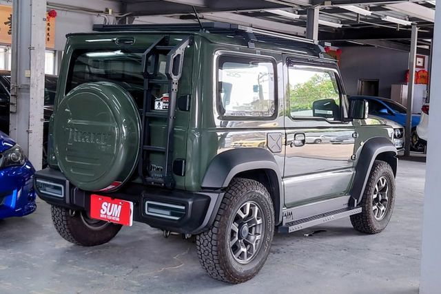 Jimny 1.5 原鈑件 超低里程 改裝品眾多  第2張相片