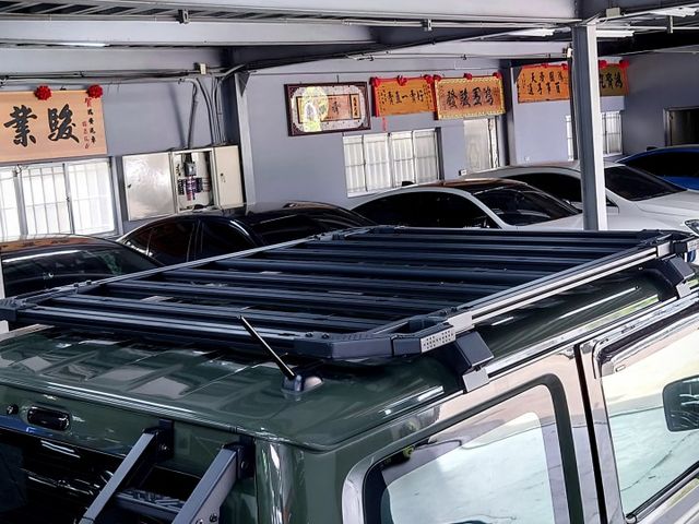 Jimny 1.5 原鈑件 超低里程 改裝品眾多  第5張相片
