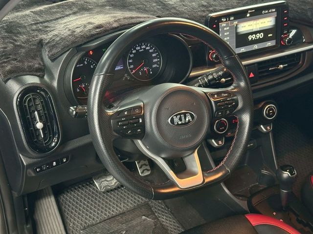 Picanto GT Line 摸門解鎖 定速系統 免鑰匙啟動 倒車顯影 倒車雷達 快控方向盤 胎壓警示 恆溫空調  第8張相片