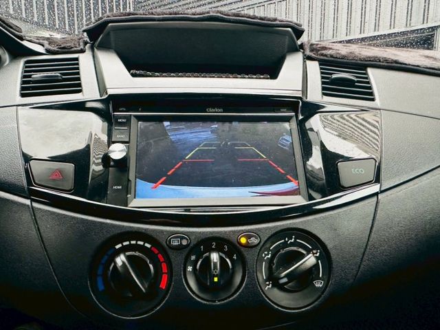 Zinger 旗艦＋型 盲點偵測 胎壓顯示 定速系統 倒車顯影 雷達 自動頭燈 數位儀表 恆溫空調 蜂鳴式倒車輔助  第10張相片