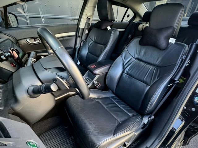 Civic 2.0S 原鈑件 HID頭燈/6氣囊/天窗/車身動態穩定/換檔撥片/駕駛電動椅  第6張相片
