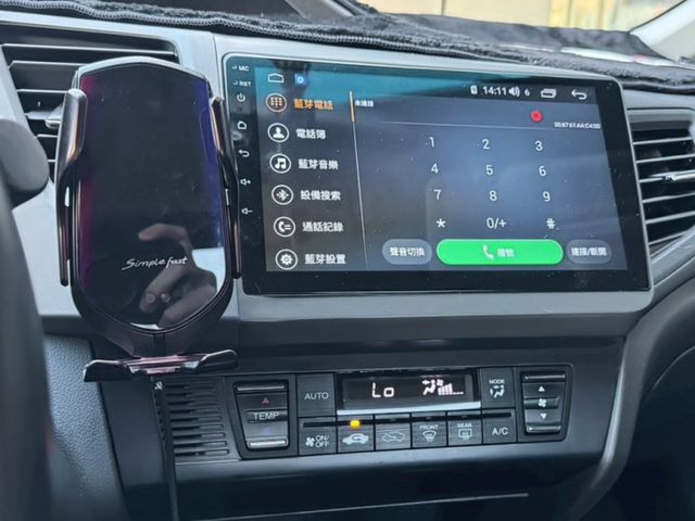 Civic 2.0S 原鈑件 HID頭燈/6氣囊/天窗/車身動態穩定/換檔撥片/駕駛電動椅  第8張相片