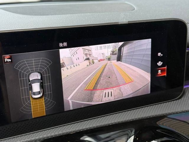 CLA200 原鈑件 低里程 賽車座椅/快撥換檔/數位儀表/定速/盲點/免鑰匙/摸門  第7張相片