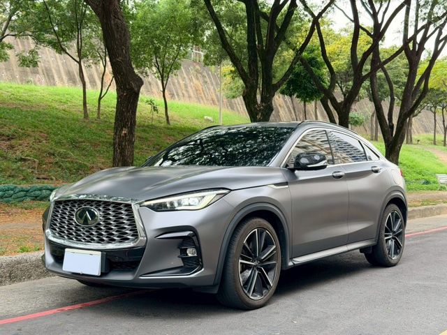 QX55 旗艦 搭載2.0L VC-Turbo引擎 融合轎跑線條與豪華質感 外型動感 內裝精緻 兼具性能與時尚品味  第1張相片