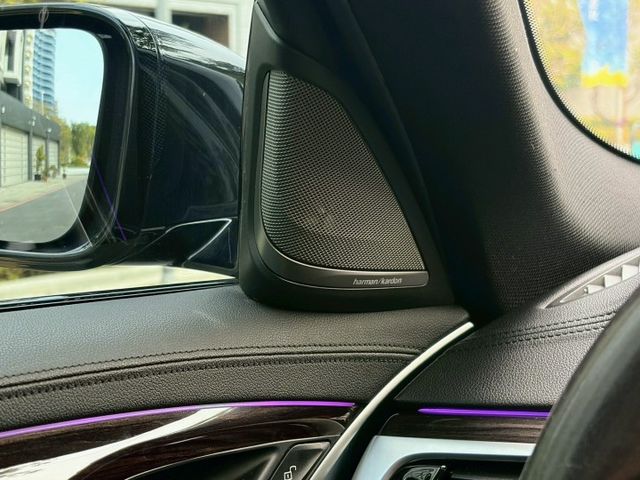 G30 540i MSport 5AT 抬顯 360環景 HK音響 天窗  第16張相片