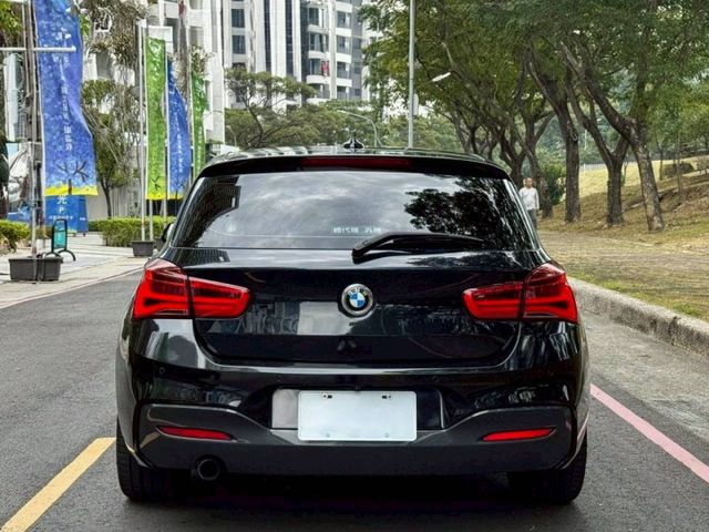 120i Sportline 操控靈活 動力輸出順暢 地盤扎實穩定 車神尺碼適中 兼顧日常實用與駕馭快感 年輕族群所愛  第4張相片