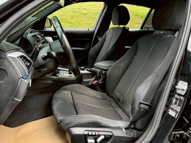 120i Sportline 操控靈活 動力輸出順暢 地盤扎實穩定 車神尺碼適中 兼顧日常實用與駕馭快感 年輕族群所愛  第7張相片