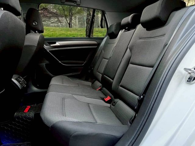 Golf 280tsi 原鈑件 動力順暢油耗經濟 內裝精緻科技感強 駕馭舒適 操控穩健 兼具日常舒適與駕馭樂趣的選擇  第8張相片