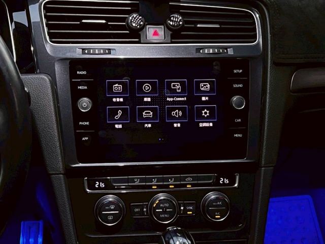 Golf 280tsi 原鈑件 動力順暢油耗經濟 內裝精緻科技感強 駕馭舒適 操控穩健 兼具日常舒適與駕馭樂趣的選擇  第11張相片