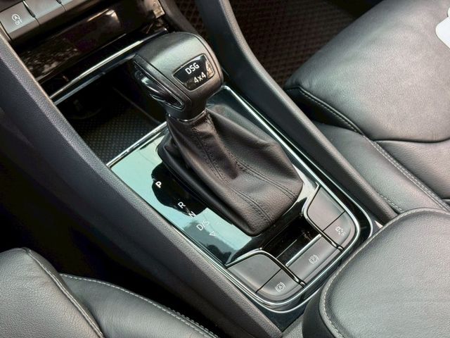 Kodiaq 4x4 原鈑 歐系休旅 空間寬敞實用 操控穩健省油 配備完整安全輔助 是家庭出遊 通勤與長途旅行的好選擇  第15張相片