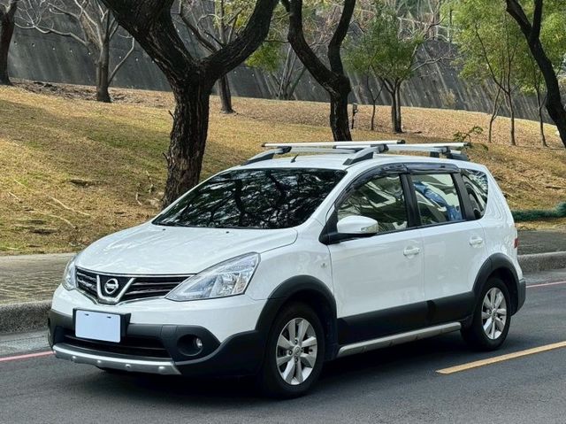 LIVINA 1.6 行家版 原鈑件 車況正常 無待修 配備升級 安卓機 倒車顯影 車頂行李架  第1張相片