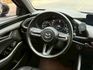 Mazda 3 5D 20S Signature 原鈑件 動力順暢省油兼顧操控 魂動設計線條俐落質感佳 配備安全齊全  第9張縮圖