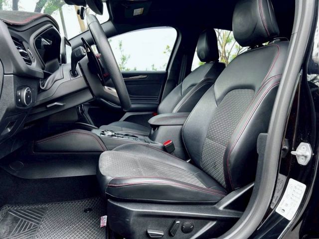 Focus STLine Lommel 車身俐落線條與操控出色 配備齊全 動力順暢 兼顧質感與樂趣的掀背選擇  第8張相片