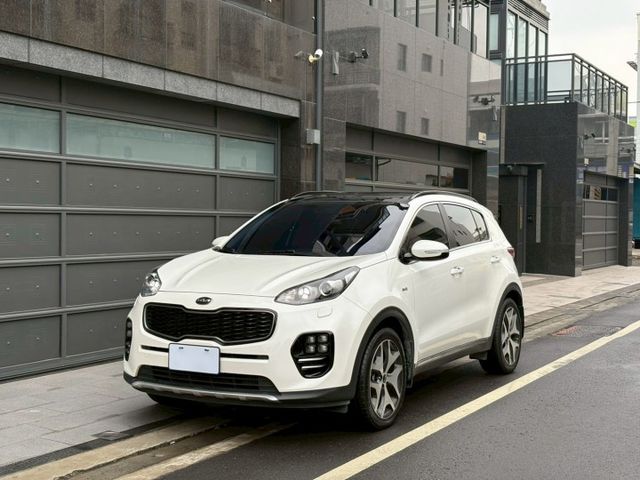 Sportage GT line 外型運動有型耐看 配備豐富一應俱全 空間實用性大 通勤代步與家人假日出遊的好選擇  第1張相片