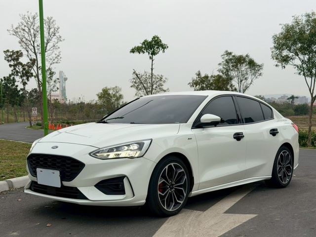Focus STline Lommel 原鈑件 運動外型帥氣有型 配備質感兼具 操控靈活 底盤穩定 兼顧熱血與實用  第1張相片