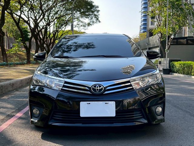 Altis 原鈑 妥善率極高里程極低 油耗表顯出色 動力順暢好上手 空間實用 乘坐舒適 是通勤代步與家庭用車省心的熱門車  第3張相片