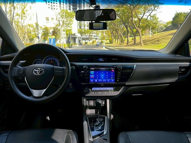 Altis 原鈑 妥善率極高里程極低 油耗表顯出色 動力順暢好上手 空間實用 乘坐舒適 是通勤代步與家庭用車省心的熱門車  第5張相片