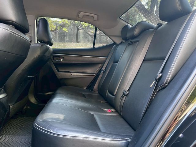 Altis 原鈑 妥善率極高里程極低 油耗表顯出色 動力順暢好上手 空間實用 乘坐舒適 是通勤代步與家庭用車省心的熱門車  第7張相片